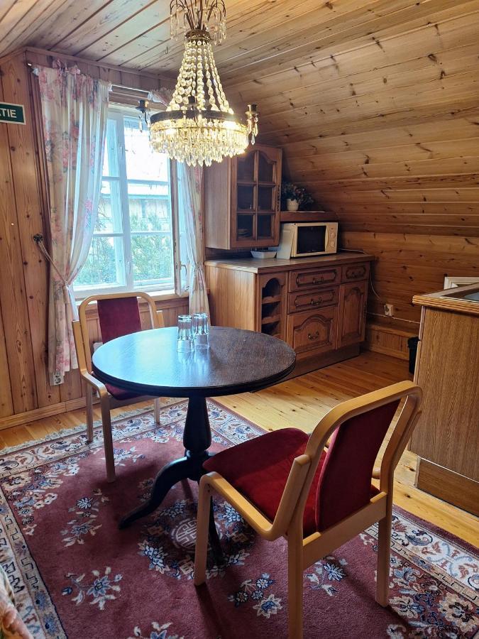 Hotelli Luostarin Puutarha Naantali Exterior foto